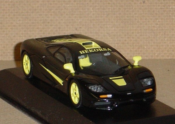 1:43 McLaren F1 Roadcar HEKORSA-Edition schwarz gelb limitiert auf 999 Stück Minichamps 533133443