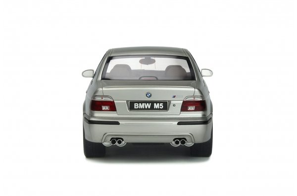 1:18 BMW M5 Limousine E39 2002 titansilber met. Otto-Models OT747B