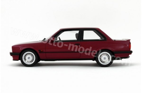 1:18 BMW 325is Limousine 2-türig E30 calypsorot met. Otto-Models OT102