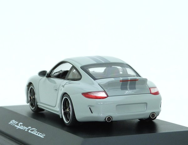 1:43 Porsche 911 Sport Classic 997 2009 grau Schuco 450739600