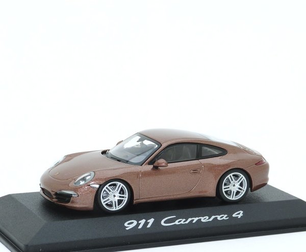 1:43 Porsche 911 Carrera 4 991 2011-2015 cognac met. Minichamps WAP0201090C