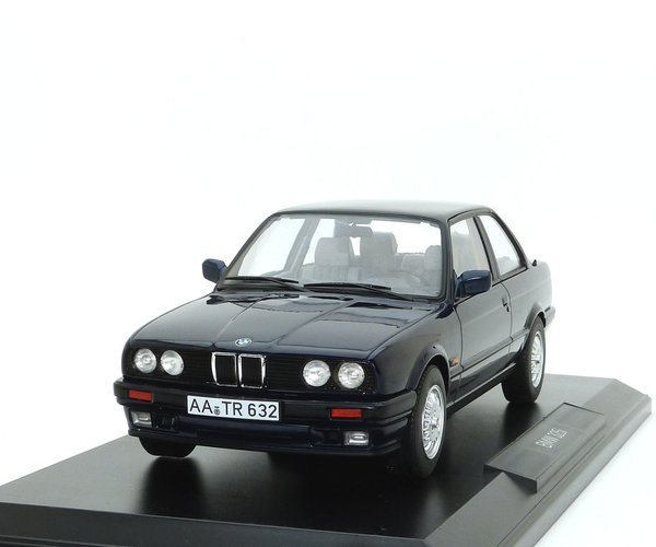 1:18 BMW 325i 3er-Reihe Limousine 3-türig E30 1988 blau met. Norev 183201